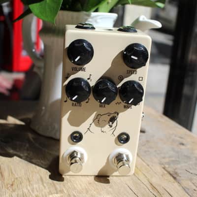 JHS "Kodiak" (Tremolo) image 7