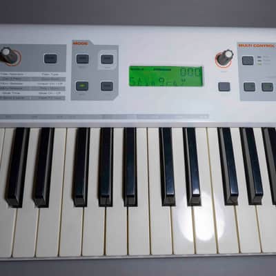 M-Audio Venom 49-Key Virtual Analog Synth image 3