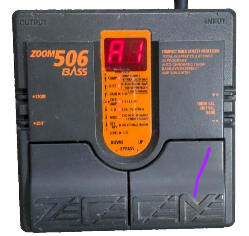 Zoom 506 Bass multi-effects pedal image 1