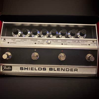 Fender Shields Blender Limited Edition 2023 - Silver / Black image 1