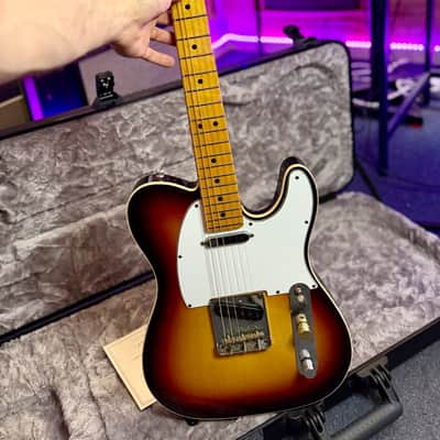 Fender American Ultra Telecaster 2021, upgraded with lollar pickups, stainless steel frets and brass saddles image 3