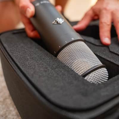 Universal Audio Sphere DLX Large Diaphragm Modeling Microphone 2023 - Present - Black image 3