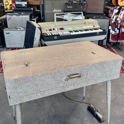Wurlitzer 112 Electric Piano 1950s image 2