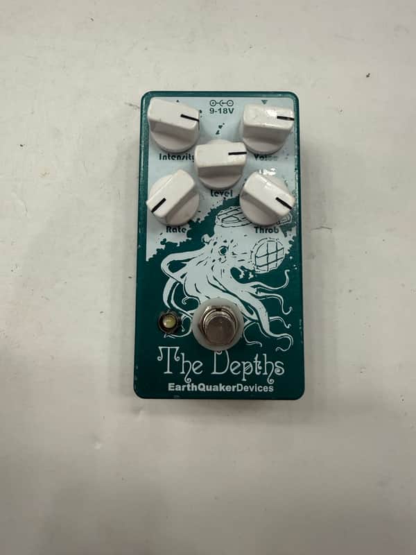 EarthQuaker Devices The Depths