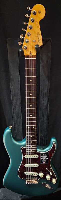 Fender American Professional Classic Stratocaster Electric Guitar - Faded Sherwood Green Metallic 2025 image 1