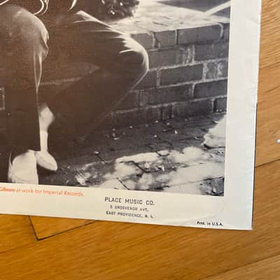 vintage 1968 Gibson Gazette catalog periodical Volume 8 No 2 Les Paul model reintroduction Barney Kessel artists gallery Larry Coryell paper case candy image 9