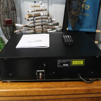 Vintage Sony CDP-C315 Multi Compact Disc Player (1991-92) image 7
