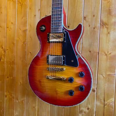 Wolf 2020 WLP 750T Electric Guitar - Cherry Burst w/Hard Case *Rosewood Fingerboard! image 4