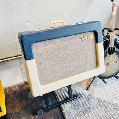 Vox Amp - AC15C1-TVBC - Limited Edition - Blue and Cream Combo image 2