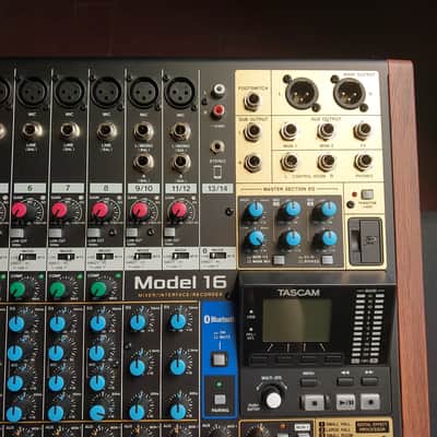 TASCAM Model 16 Multitrack Recorder / Mixer / Audio Interface 2019 - Present - Black with Wood Cheeks image 4