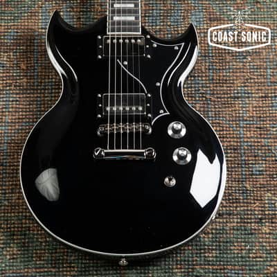 Dunable Guitars Minotaur DE - Black Gloss