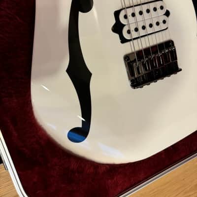 Ibanez PGM301-WH 2008 Paul Gilbert Signature with Maple / Walnut Neck 2005 - 2008 - White image 9