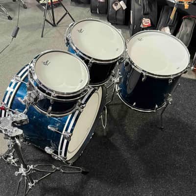 ~WOW!~ Gretsch USA Custom 4-Piece 10/12/16/22 Drum Kit Set in Azure Blue Gloss Lacquer with White Marine Pearl Bass Drum Hoops Inlays image 8