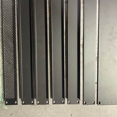 Middle Atlantic 8 RACK PANELS steel LOT 2010 - Black image 6