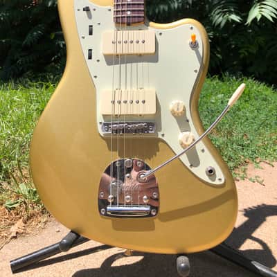 2008 Aztec Gold Fender American Vintage "Thin Skin" '62 Jazzmaster image 8