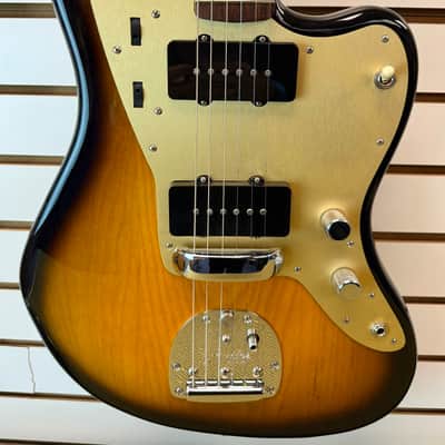 Fender 60th Anniversary ‘58 Reissue Jazzmaster, Burst with Case - Pre Owned image 3