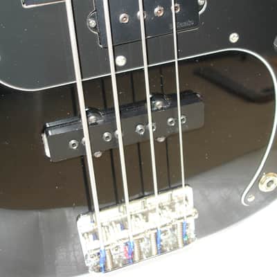 2005 Fender Tony Franklin Fretless Precision Bass, Ebony Fingerboard, Black w/ Case image 6
