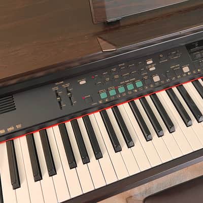 Yamaha Clavinova CVP-69 88-key digital piano image 4