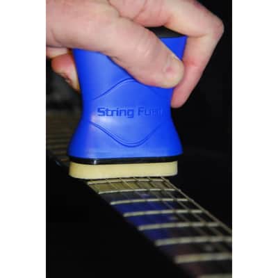 Music Nomad String Fuel Cleaner & Lubricant with Applicator image 2
