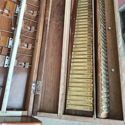 Amazing Teack Wood professional Harmonium, 45 years old, powerful and sweet sound, handmade image 9