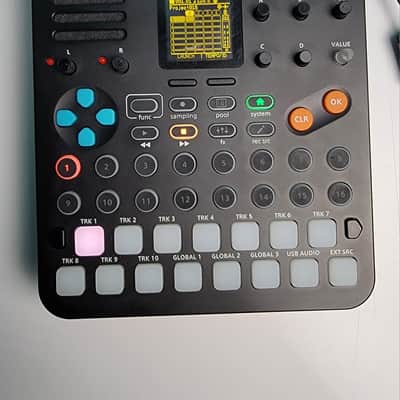 Sonicware SmplTrek Portable Production Sampler 2022 - Present - Black image 8