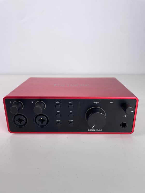 Focusrite Scarlett 4i4 4th Gen USB Audio Interface 2024 - Red image 1