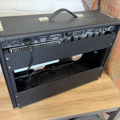 Fender ’68 Custom Vibrolux Reverb 2x10 Valve Combo – Celestion Speakers + Footswitch & Cover Bild 10