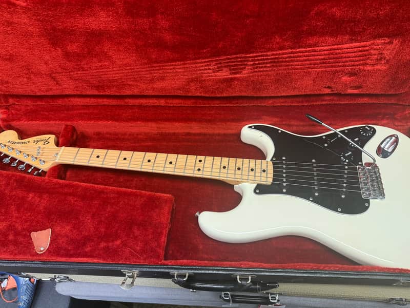 1978-1979 Fender American Stratocaster - White - all original image 1