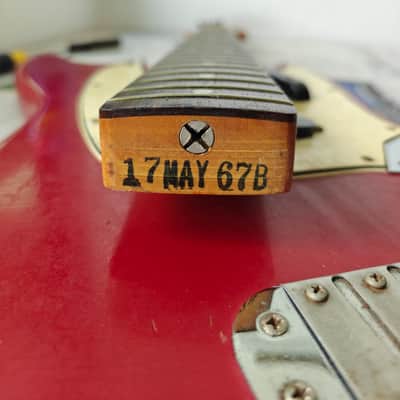 Vintage ALL ORIGINAL Fender Mustang Bass 1967 - Nitro Finish - Dakota Red image 11