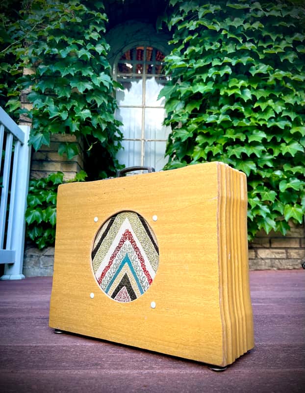 Rotary Connection 1x8 mini/portable loaded guitar speaker cab. Vintage 8 ohm 25 watt speaker. Vintage unique style. Semi open. Handmade. 2026 - Blonde wood image 1