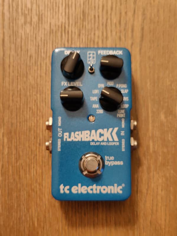 TC Electronic Flashback Delay & Looper 2014 - 2017 - Blue image 1