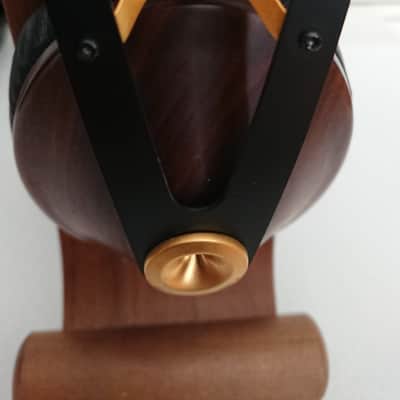MEZE Classic 99 - Perfect Walnut Gold image 8