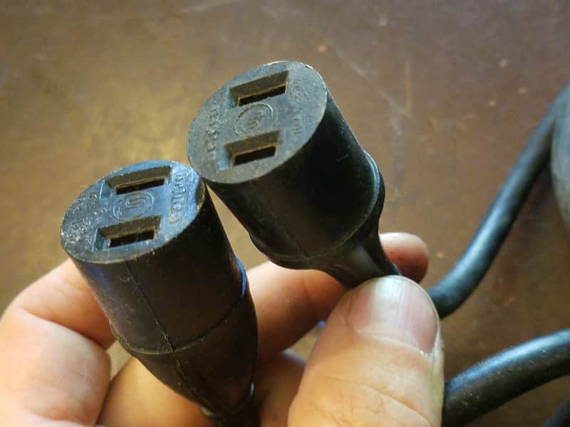 ONE (1) Belden Original Vintage Victor, Bell & Howell Round Rubber Electric Power Cord 1940s - 1950s - Black image 1