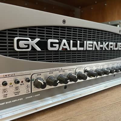 Gallien-Krueger 2001RB bass amp + RFB-III footswitch + 6u flight case image 2
