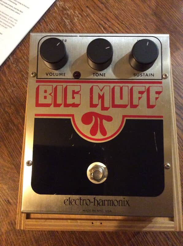 Electro-Harmonix Big muff pi V9 NYC Reissue 2001 -2005 wooden box