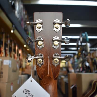 Martin OM-28E Standard Series Sitka Spruce/Rosewood Acoustic-Electric w/LR Baggs Pickup, Hard Case image 8