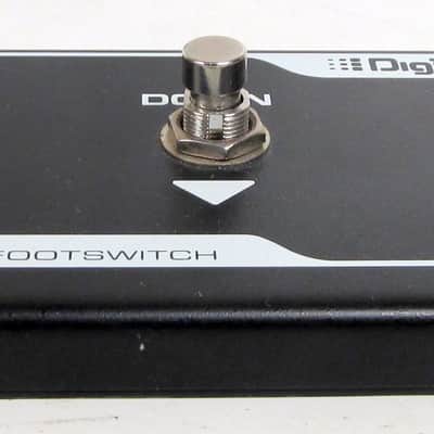 Used DigiTech FS3X 3 Button Footswitch VGC image 3