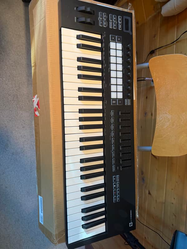 Novation Launchkey 49 MKIII MIDI Keyboard Controller 2020 - Present - Black image 1