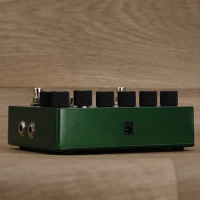 Electro-Harmonix Deluxe Bass Big Muff Pi 2 image 2
