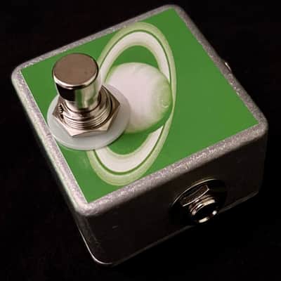 Saturnworks Micro Latching Kill Switch Mute Switch Guitar Pedal with Neutrik Jacks - Handcrafted in California image 2