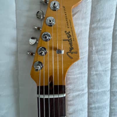 Fender American Ultra Luxe Vintage '60s Stratocaster HSS 2025 - Present - Fiesta Red image 5