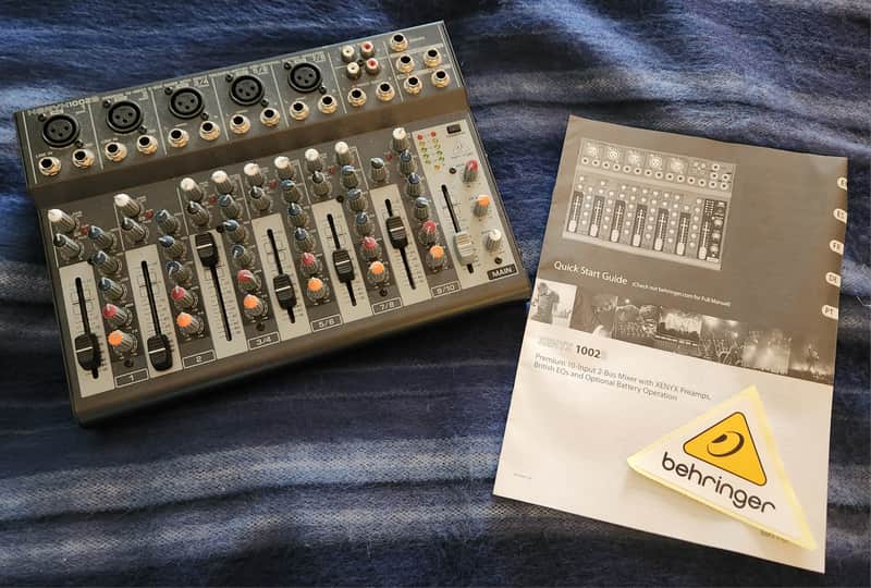 Behringer Xenyx 1002b Portable Mixer image 1