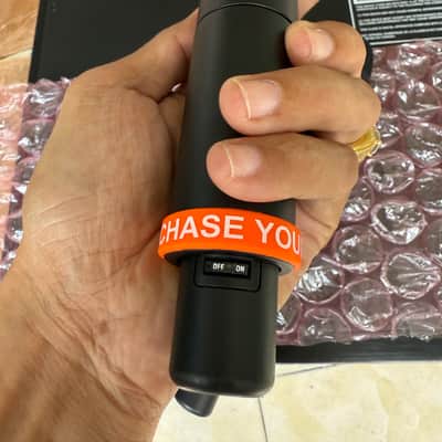Shure UR2 Wireless Handheld Microphones with KSM9 Capsules – H4 Band, worldwide shipping image 12