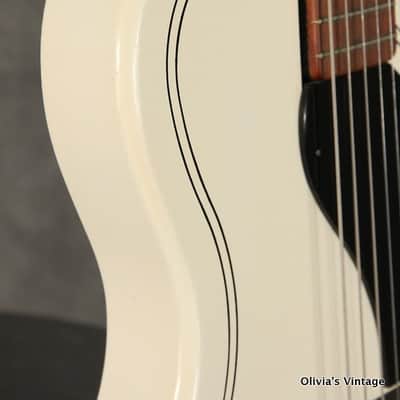 Supro 60 Guitar 1957 White image 18