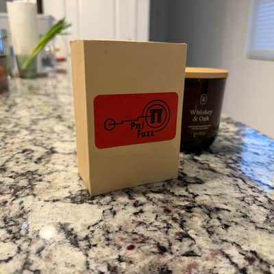 Twinote Pi Fuzz Guitar Effects Pedal – Red Finish w/ Original Box image 4