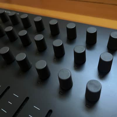 Novation Launch Control XL MK3 MIDI DAW Controller 2025 - Present - Black image 6