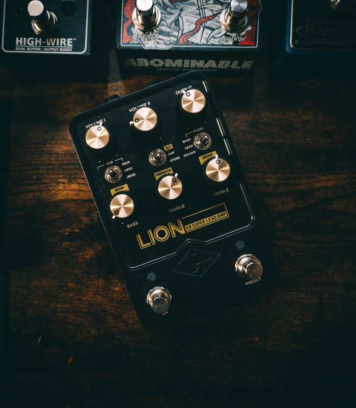 Universal Audio Lion '68 Super Lead Amp 2023 - Present - Black