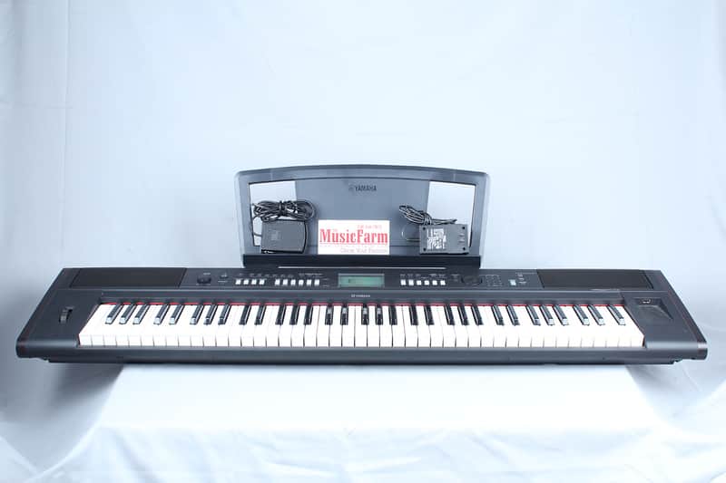 Used Yamaha Np V80 Piaggero Digital 76 Key Piano With Usb Output 2