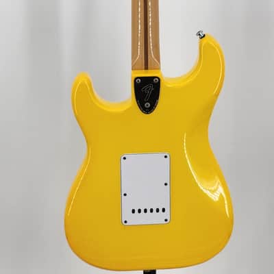 Fender Stratocaster inter 1981 - Monaco Yellow image 7