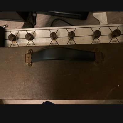 Airline 1959 Danelectro 8503 12 Watt 1x12” Tube Amp 12” Rola Alnico Speaker Princeton Brown Tremolo 6V6s 12AX7s 6X5GT Montgomery Ward TV Front image 3